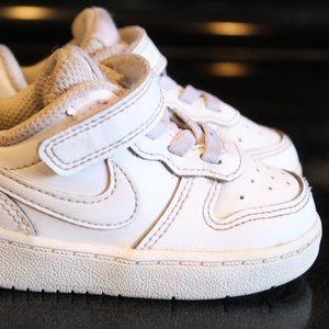 White Nike baby size 4.5 All Day Play Shoes